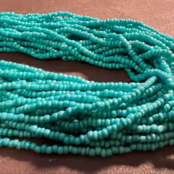 Hand strum sea-bead statement necklace - Picture 8 of 8